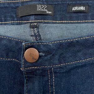 1822 Denim jeans size 22W straight legs, Adrianna